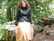 On the path to the Kootenai Falls Swinging Bridge